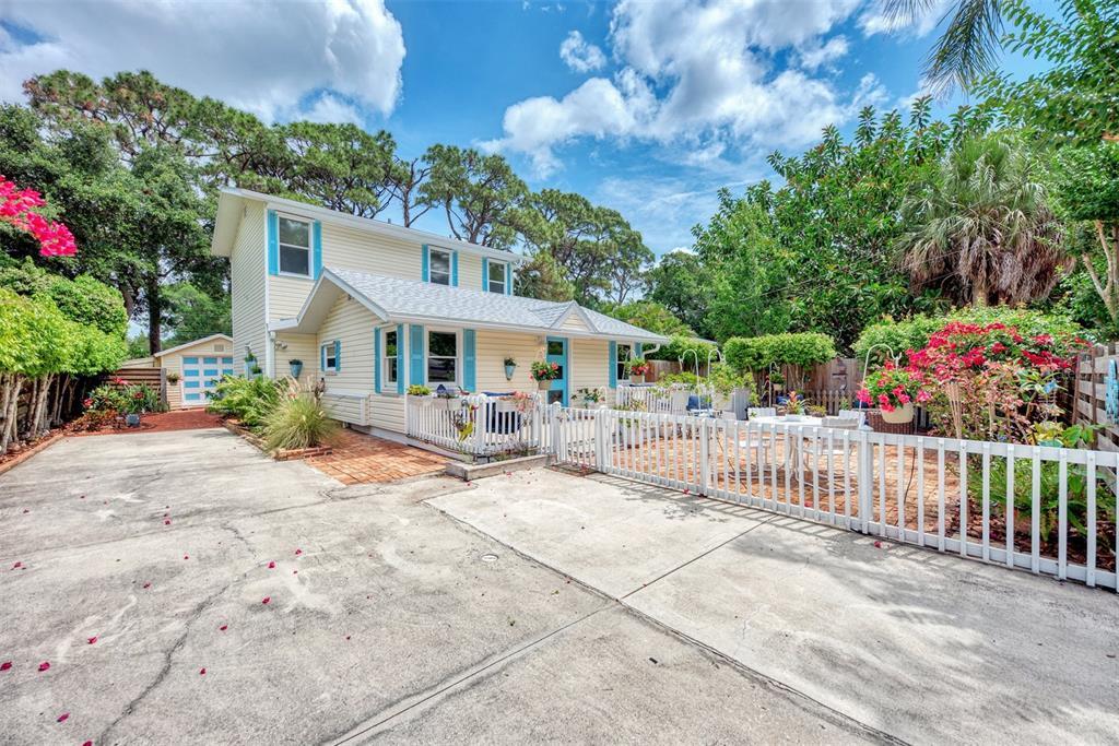 Foto principal - 1045 40th St