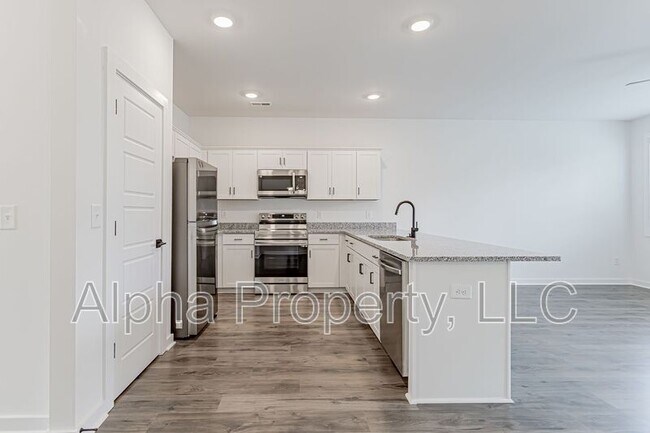 Foto del edificio - 1218 Westgate Vlg Dr