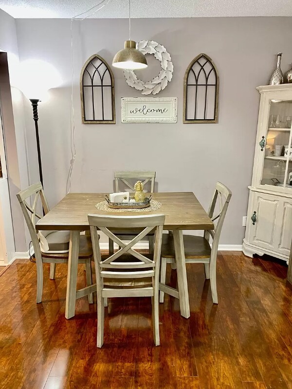 Foto del edificio - 2925 Barrington Ln