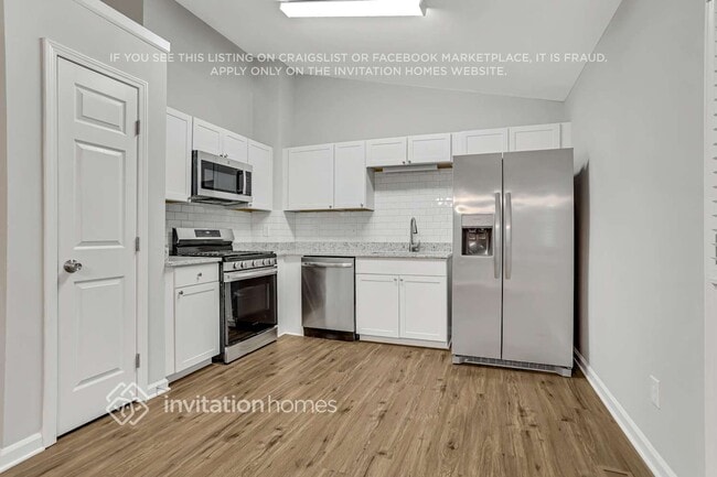 Building Photo - 499 Villa Rosa Rd