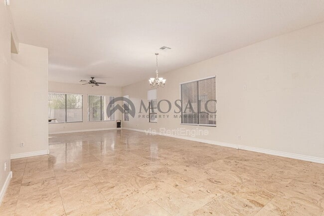 Building Photo - 745 W Citrus Way