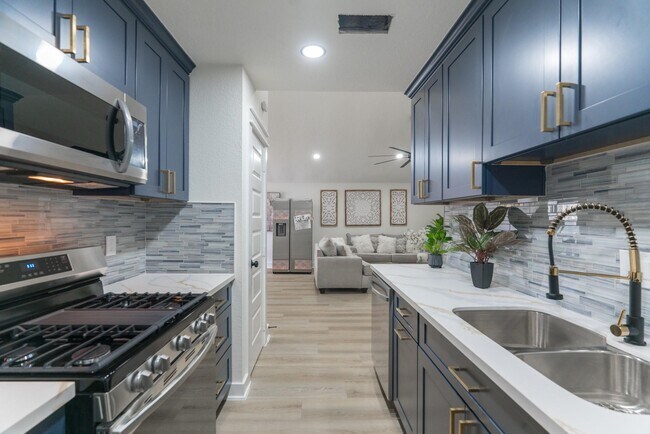 Building Photo - 3618 Tamfield Dr