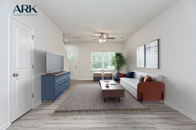 Building Photo - 7823 Bellhaven Blvd