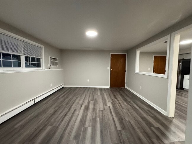 Building Photo - 805 Haverhill St