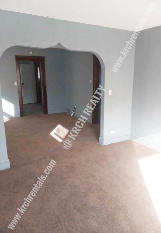 Building Photo - 2-Bedroom Home in Union Miles Park