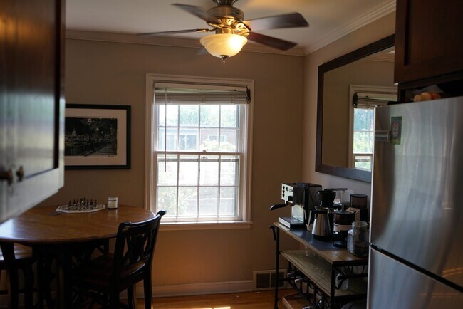 Foto del edificio - 2936 Drew Ave S
