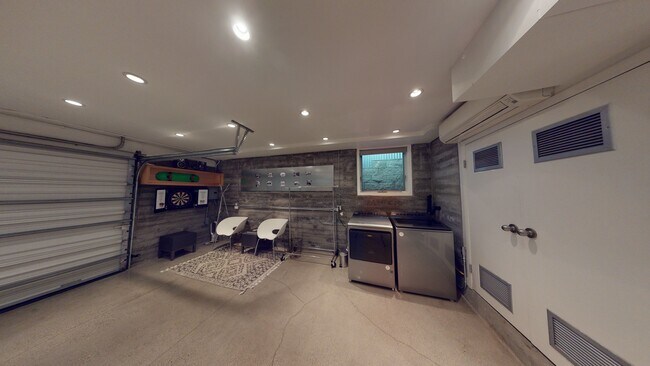 Building Photo - 1410 Pacific Ave