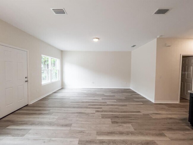 Foto del edificio - 818 NW 3rd Ave