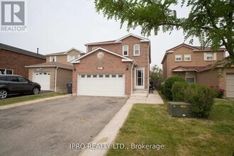 Building Photo - 3211 Valcourt Crescent