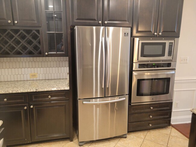 Foto del edificio - Stunning 3 BR/2.5 Townhome BA in Langston!