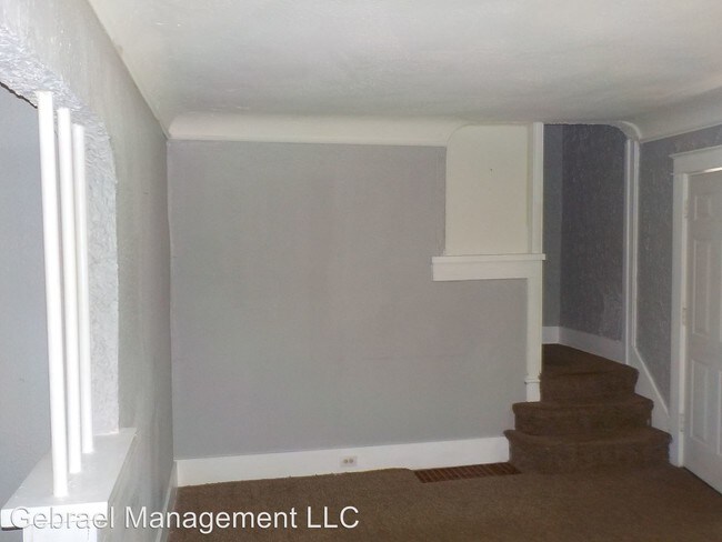 Building Photo - 2426 Zimmerman St