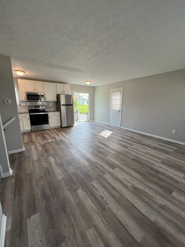 Building Photo - 5441 Deforest Dr