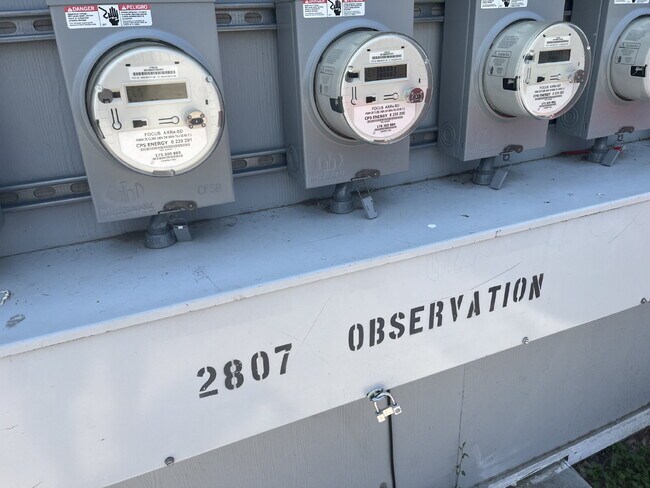 Foto del edificio - 2807 Observation Dr