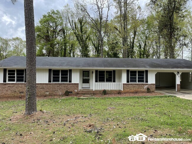 Building Photo - 5619 Stewart Mill Rd