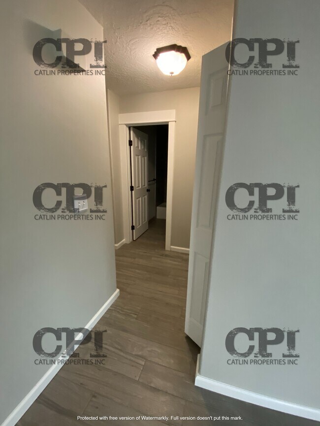 Foto del edificio - 744 Woodard Ave NE
