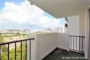 Foto del edificio - 2780 NE 183rd St