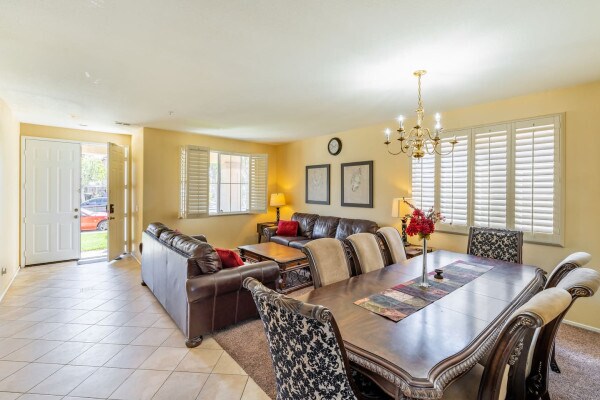Foto del edificio - 13544 Whipple St