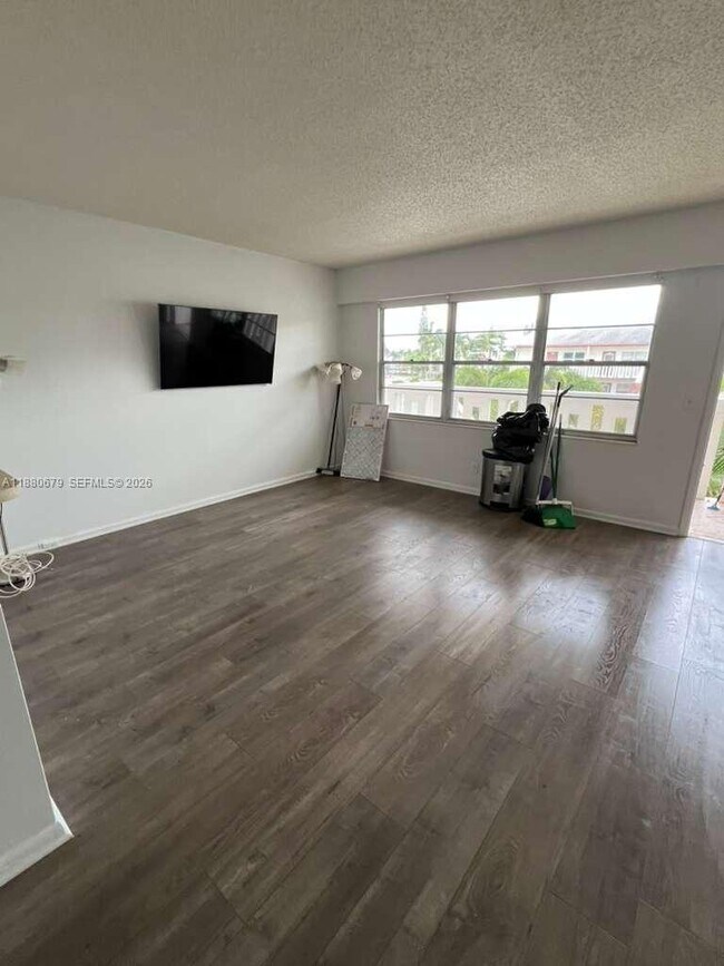 Foto del edificio - 82 Fanshaw B