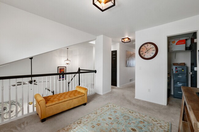 Building Photo - 5128 Saddleback Hts, Colorado Springs, CO ...