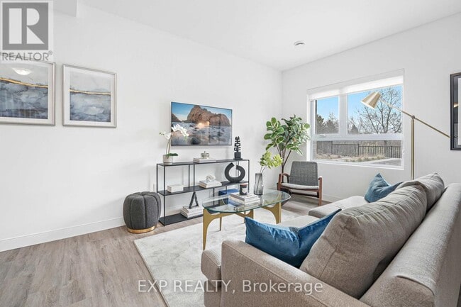 Building Photo - 100 Manett Crescent