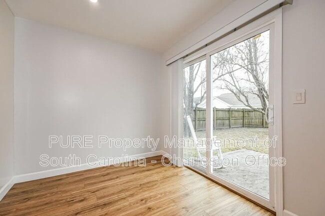 Building Photo - 102 Baldwin Ln