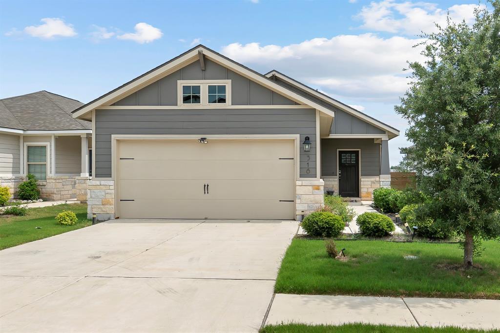 Foto principal - 316 Ancellotta Wy
