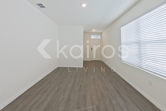 Foto del edificio - 32157 Katelin Cir