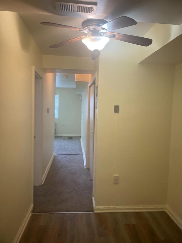 Foto del edificio - 6006 Clay St NE