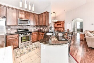 Building Photo - 512 Sunset View Terrace SE