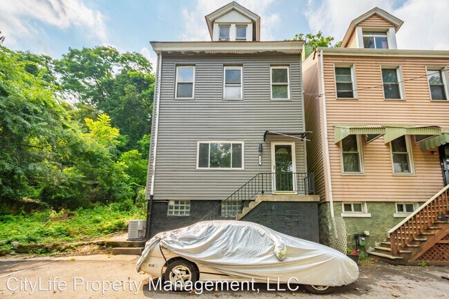 Foto del edificio - 3 br, 1 bath House - 1304 Firth Street