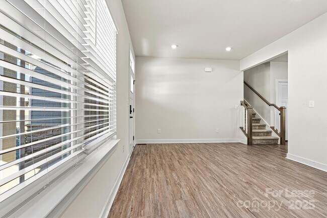 Building Photo - 6270 Durango Way