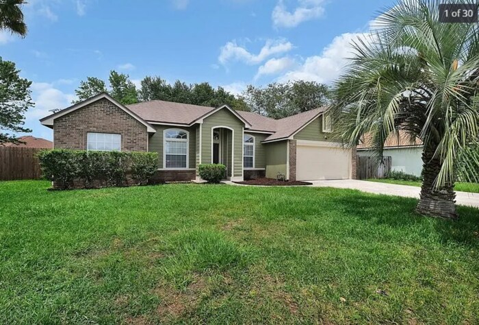 Primary Photo - 3 Bedroom 2 Bathroom home with Garage Near Oakleaf