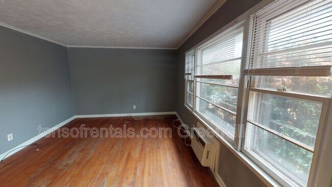Foto del edificio - 295 Dogwood Club Rd