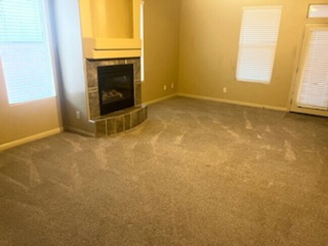 Building Photo - Spacious & Stylish 4-Bedroom Home with 3-Car Garage