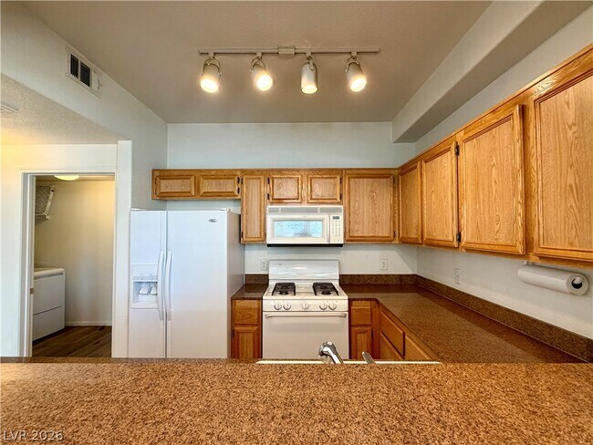 Building Photo - 9975 Peace Way