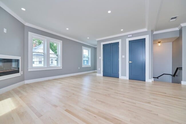 Foto del edificio - 97 Oakton Ave