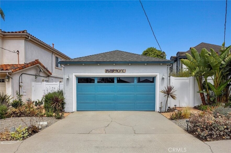 Foto principal - 3528 Pacific Ave