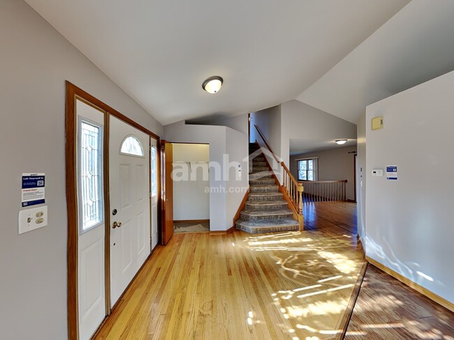 Foto del edificio - 24058 W Heather Ct