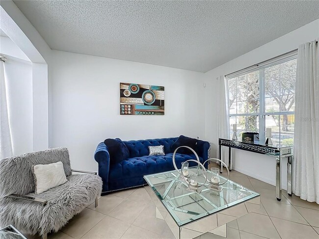 Building Photo - 2719 Lido Key Dr