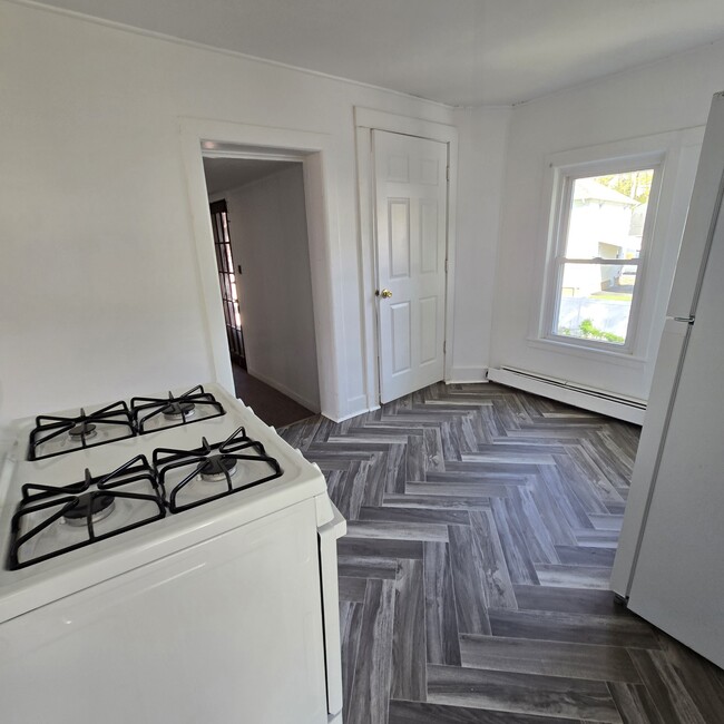 Dining Room - 31 Penobscot St