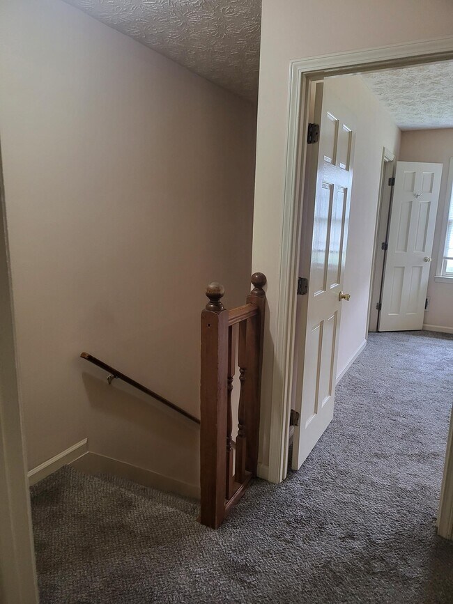 Hallway - 231 Scarlet Way