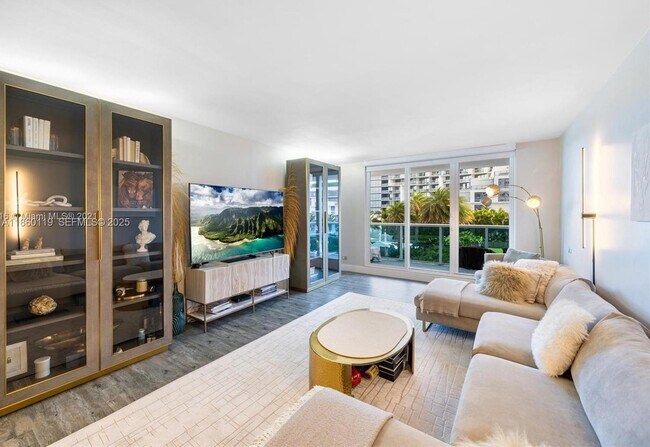 Foto del edificio - 2301 Collins Ave