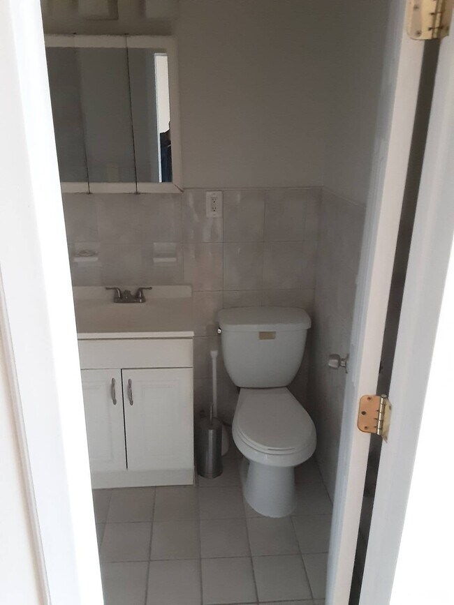 Foto del edificio - 1110 Decatur St