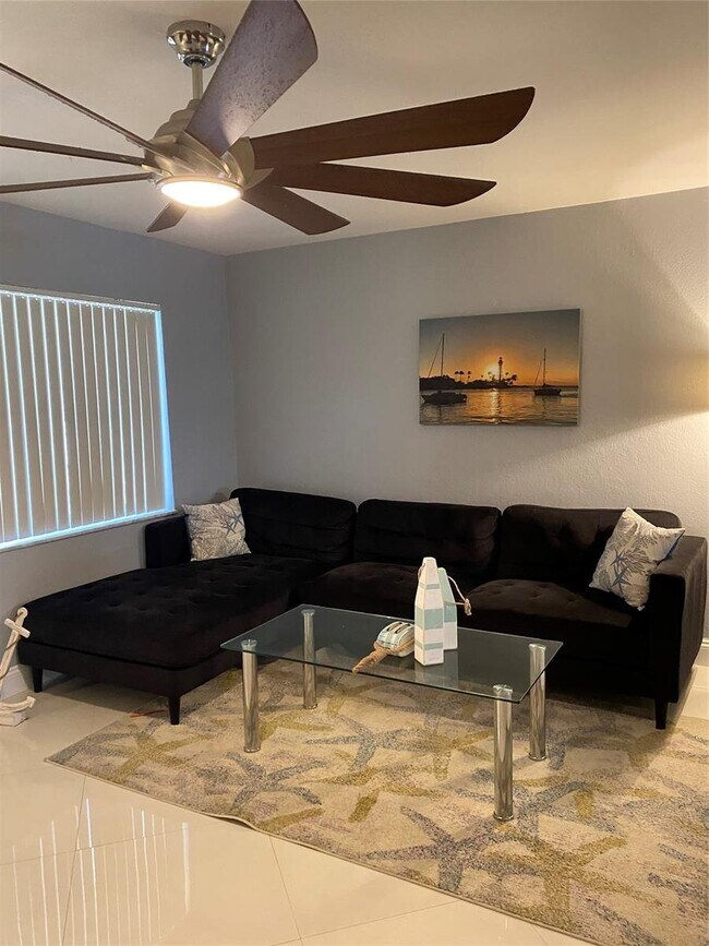 Foto del edificio - 2300 Southeast 2nd Street, Pompano Beach, ...