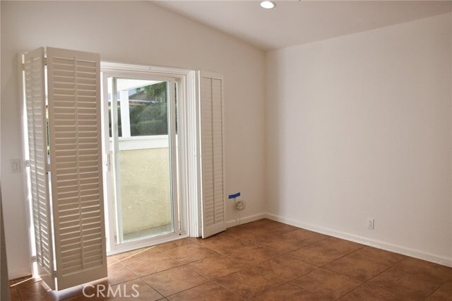 Building Photo - 3340 E Collins Ave