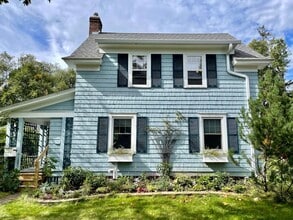 Building Photo - 1821 Wallace Ave