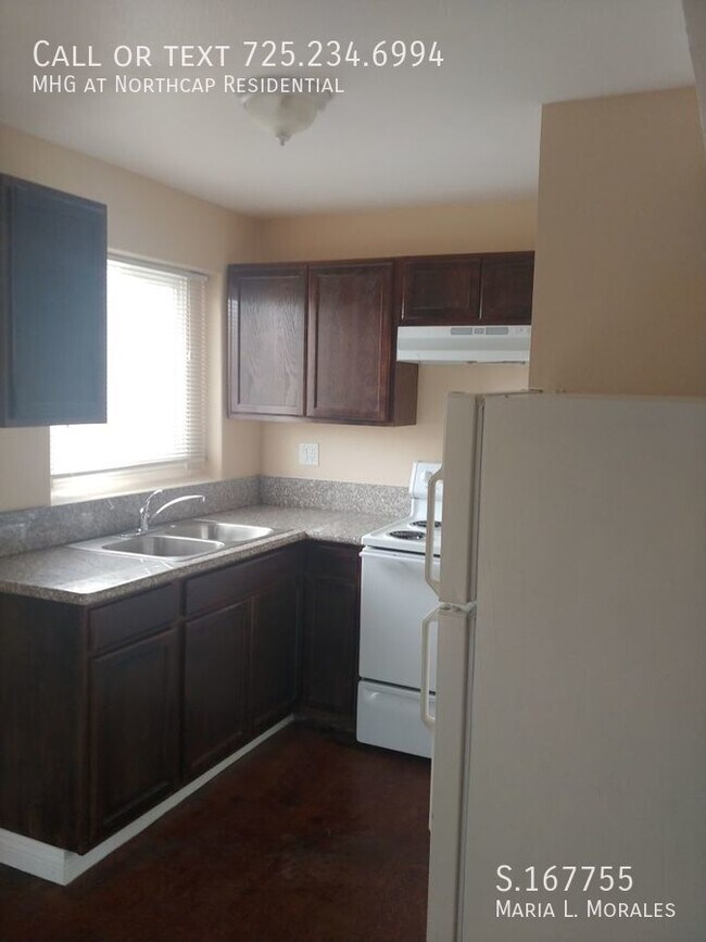 Building Photo - Coming Soon ! Cute & Quaint 1 Bedroom Down...