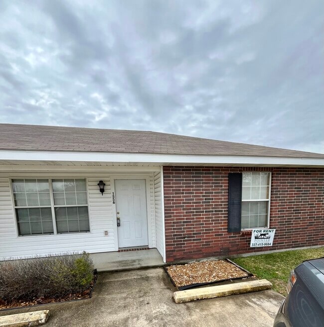 Building Photo - 1556 St John Bosco St