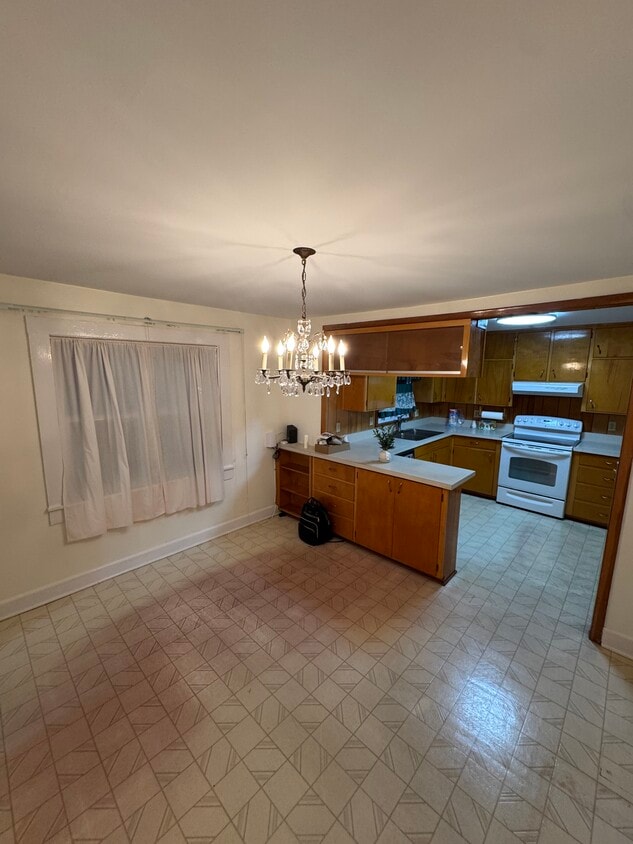 Foto principal - 225 E Walnut St