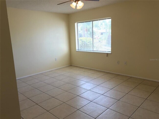 Foto del edificio - 1219 68th Ave Dr W